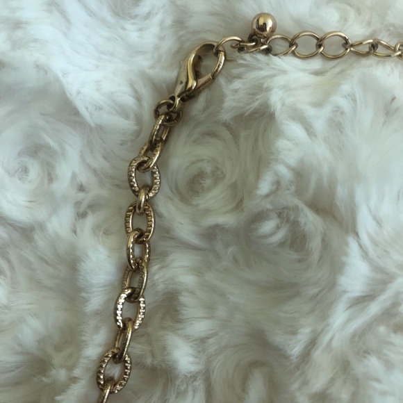 Statement necklace - Picture 4 of 5